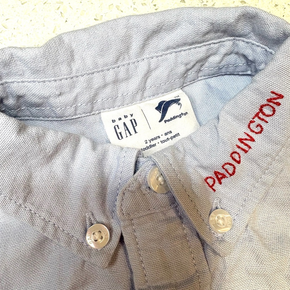 GAP Baby & Toddler Paddington Bear Embroidered Oxford Shirt - Size 2 - London - Picture 6 of 8